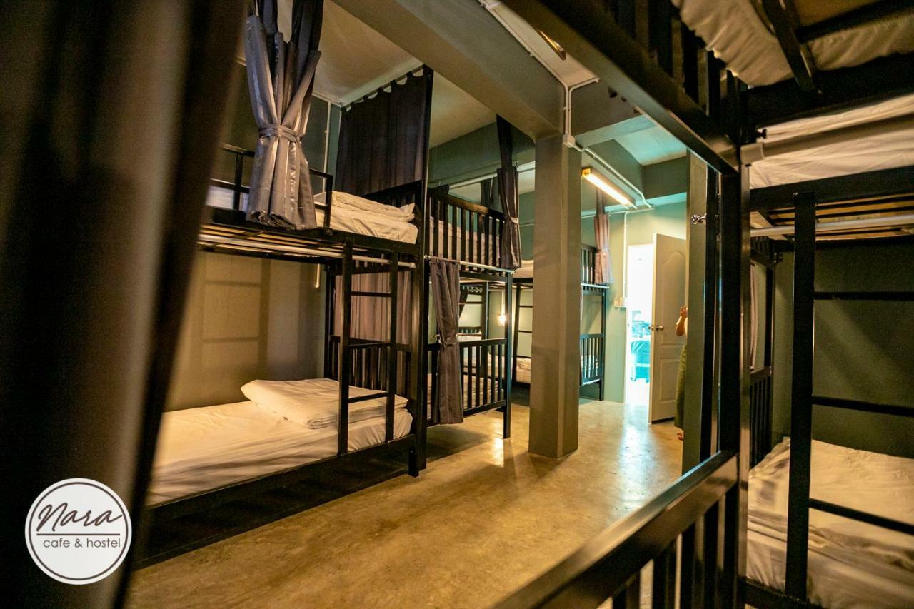 Nara Cafe And Hostel Bangkok Luaran gambar