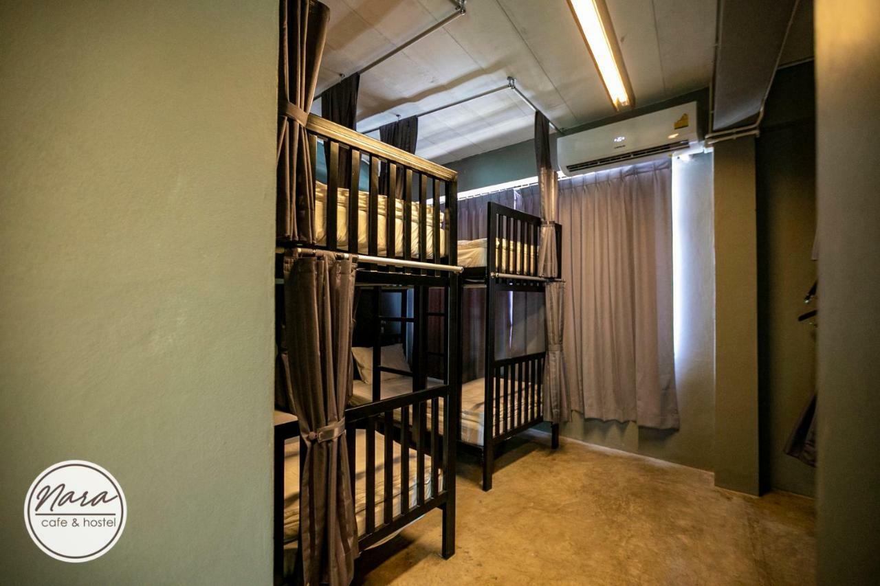 Nara Cafe And Hostel Bangkok Luaran gambar