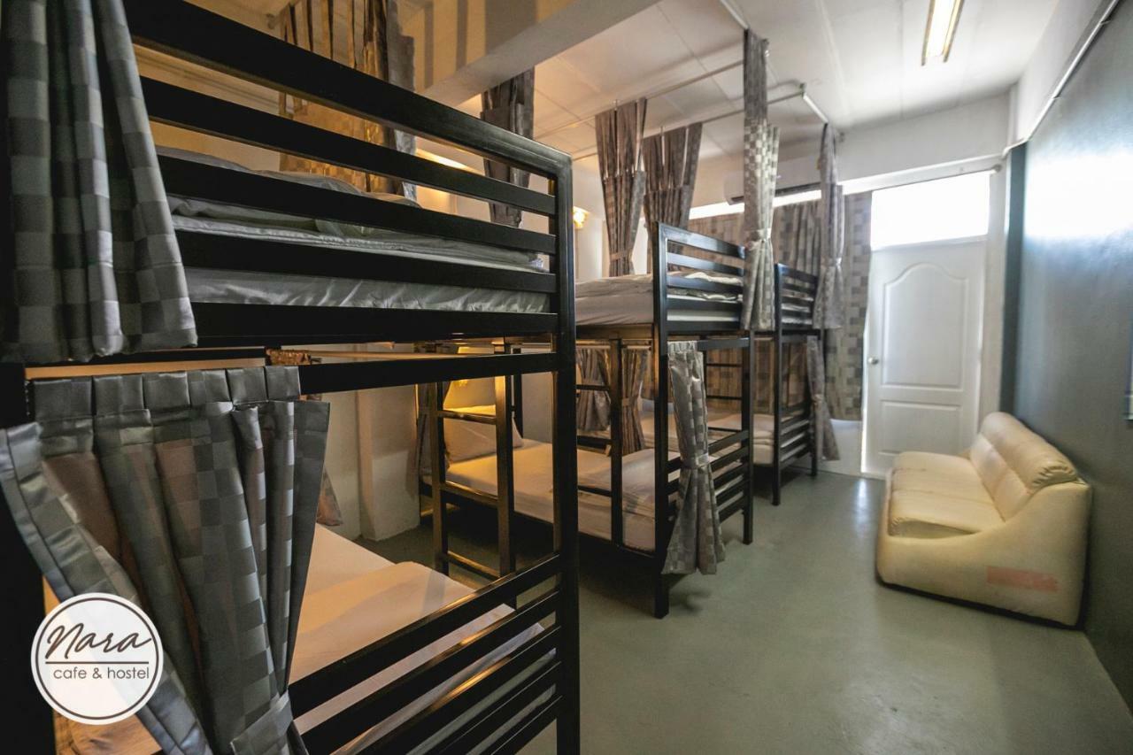 Nara Cafe And Hostel Bangkok Luaran gambar