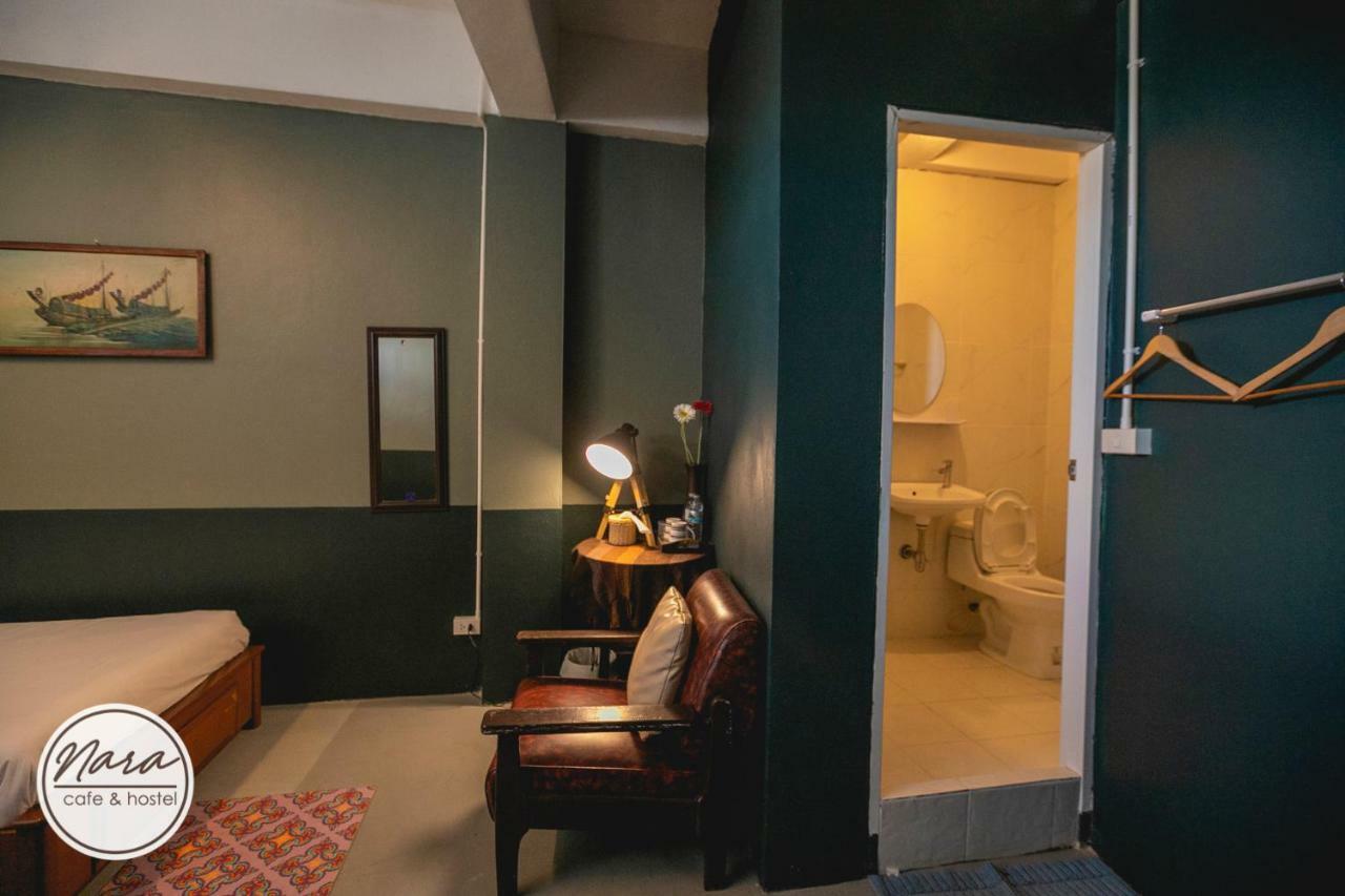 Nara Cafe And Hostel Bangkok Luaran gambar