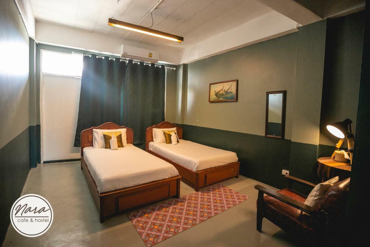 Nara Cafe And Hostel Bangkok Luaran gambar
