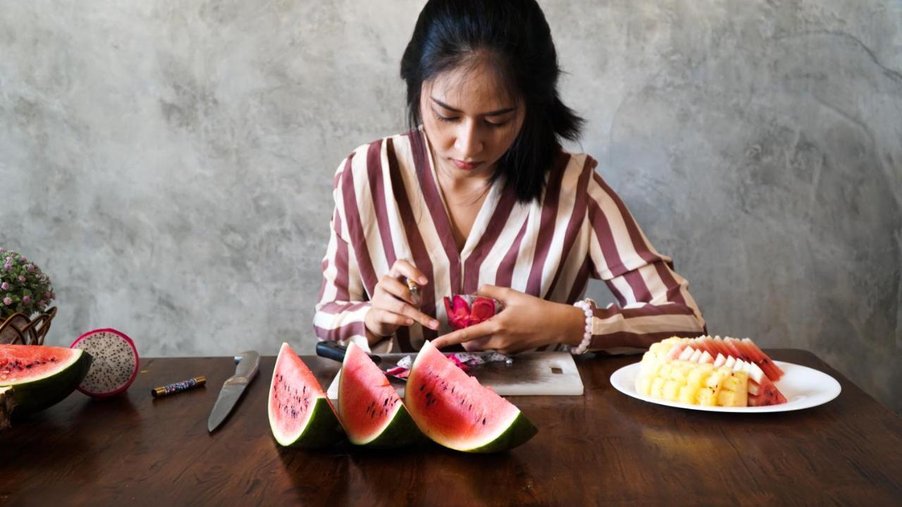 Nara Cafe And Hostel Bangkok Luaran gambar